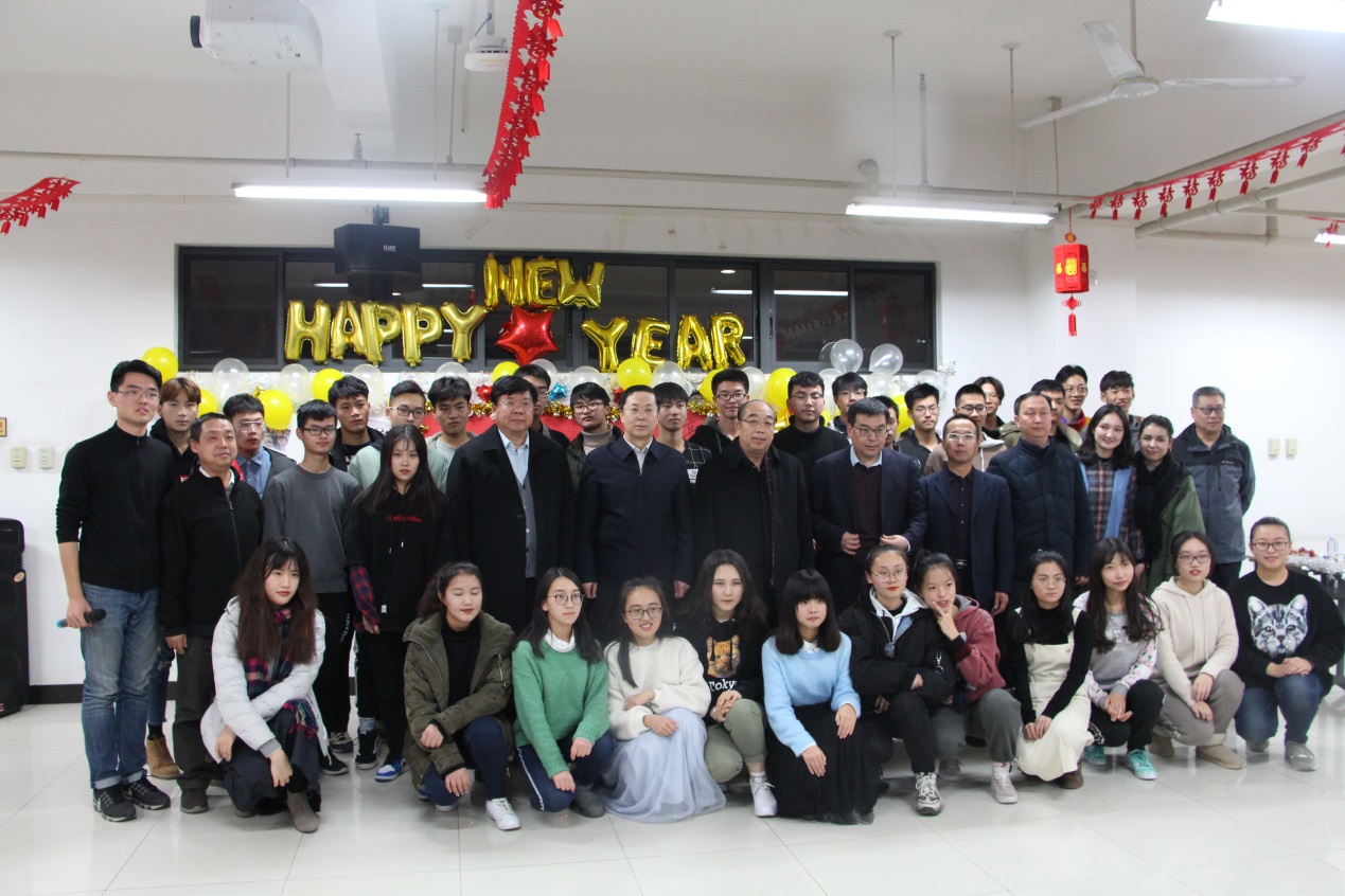 C:\Users\Administrator\Desktop\微信图片_20181229223542.jpg